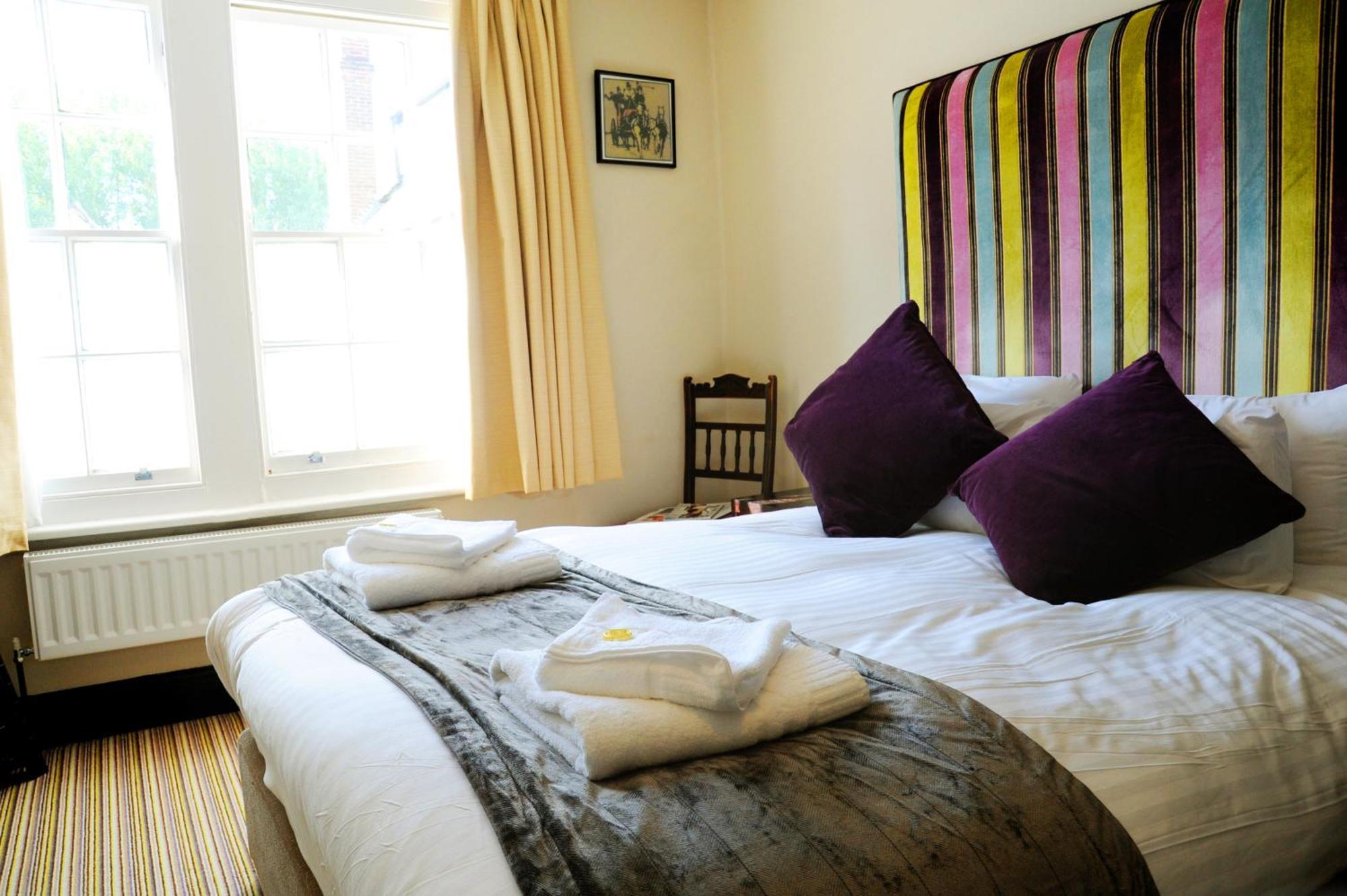 The Red Lion Hotel Whittlesford Eksteriør billede